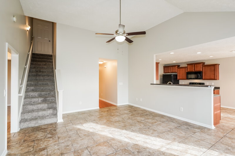 2,480/Mo, 313 Sarna Dr La Vergne, TN 37086 Living Room View