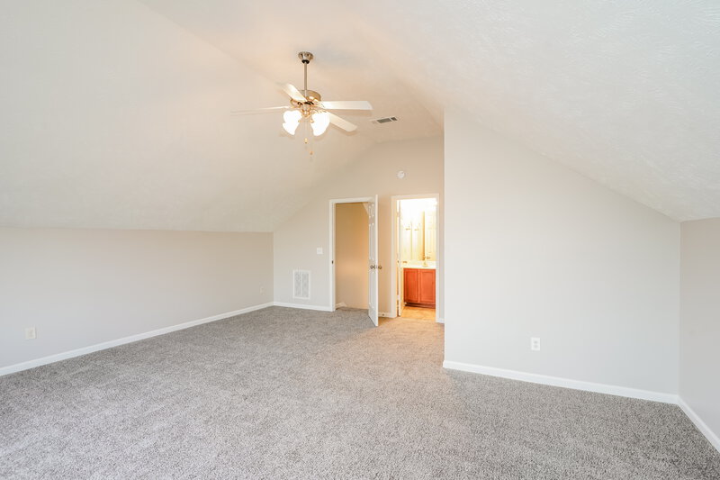 2,480/Mo, 313 Sarna Dr La Vergne, TN 37086 Bonus Room View 2