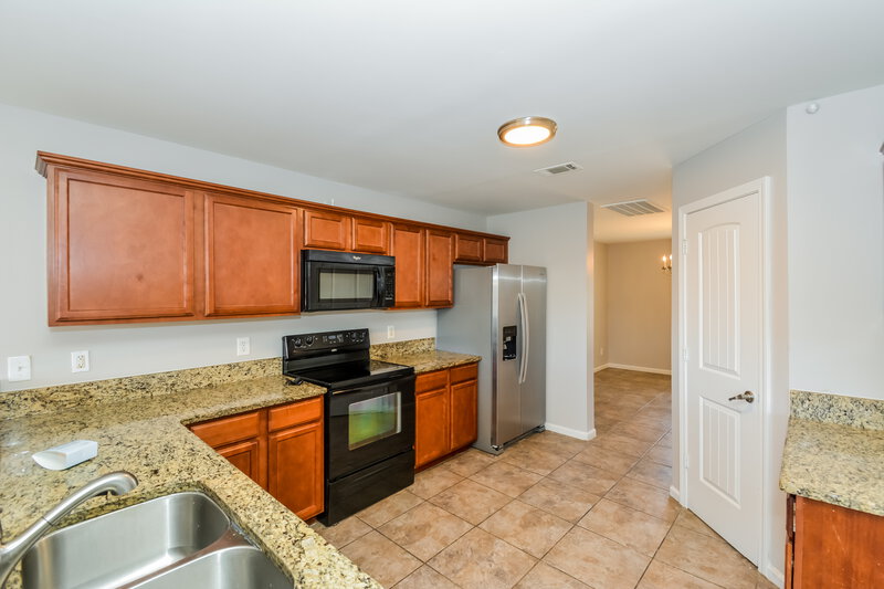 2,625/Mo, 1101 Modesto Ct La Vergne, TN 37086 Kitchen View