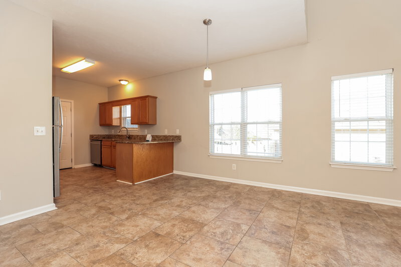 1,980/Mo, 1207 Larzelere Ln La Vergne, TN 37086 Dining Room View