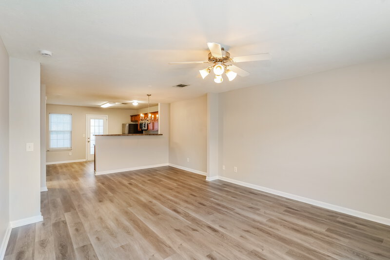 1,545/Mo, 8028 Logan Dr La Vergne, TN 37086 Living Room View