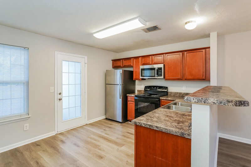 1,545/Mo, 8028 Logan Dr La Vergne, TN 37086 Kitchen View