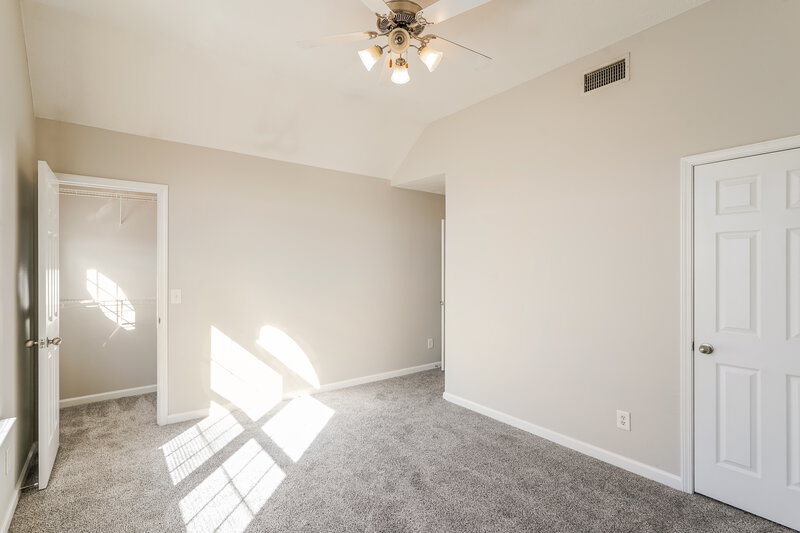 1,545/Mo, 8028 Logan Dr La Vergne, TN 37086 Main Bedroom View 2