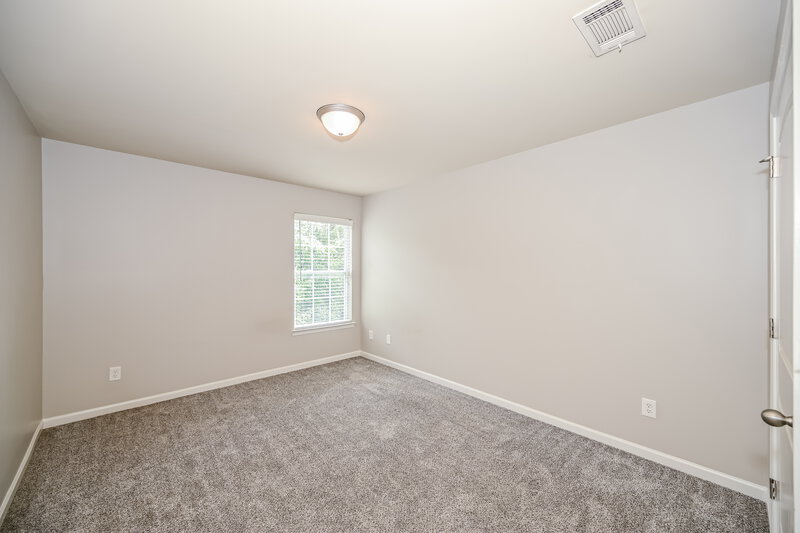 2,595/Mo, 167 Lyndhurst Dr La Vergne, TN 37086 Bedroom View