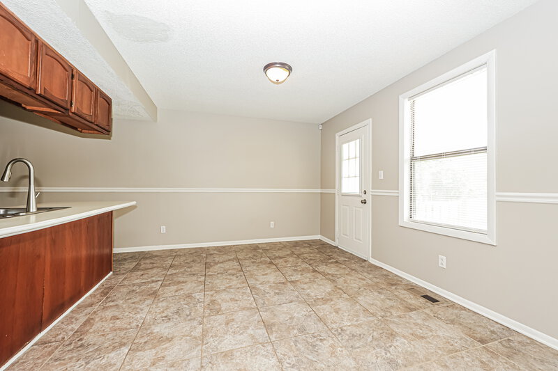 2,150/Mo, 110 Bland Dr Mount Juliet, TN 37122 Dining Room View
