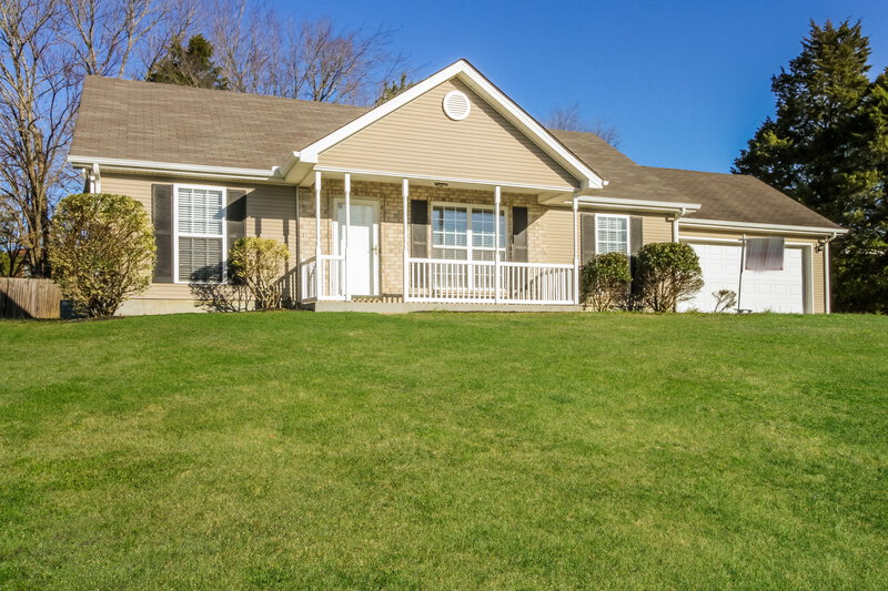 2,140/Mo, 1019 Somerset Trace Mount Juliet, TN 37122 Front View