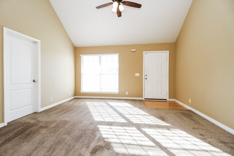 2,140/Mo, 1019 Somerset Trace Mount Juliet, TN 37122 Living Room View