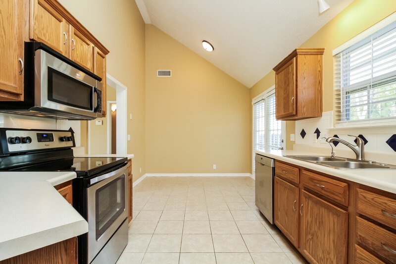 2,140/Mo, 1019 Somerset Trace Mount Juliet, TN 37122 Kitchen View 4