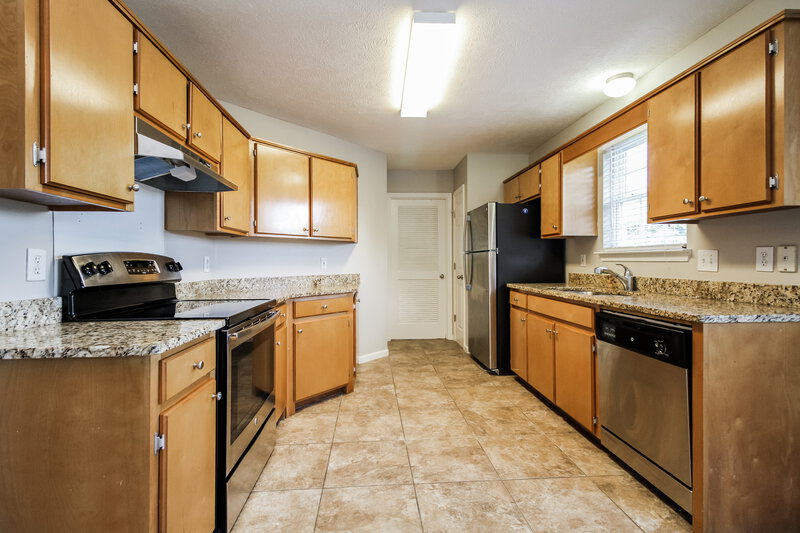 2,035/Mo, 604 Cahaba Ct Mount Juliet, TN 37122 Kitchen View