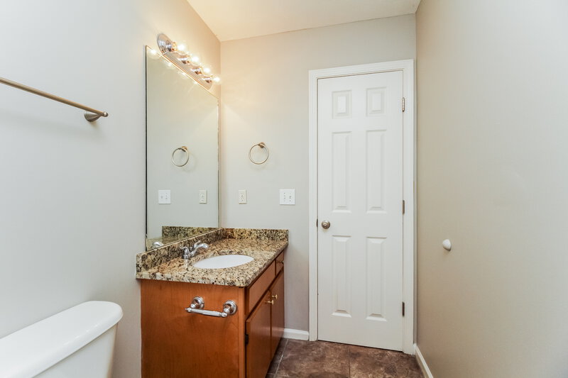 2,035/Mo, 604 Cahaba Ct Mount Juliet, TN 37122 Bathroom View 2