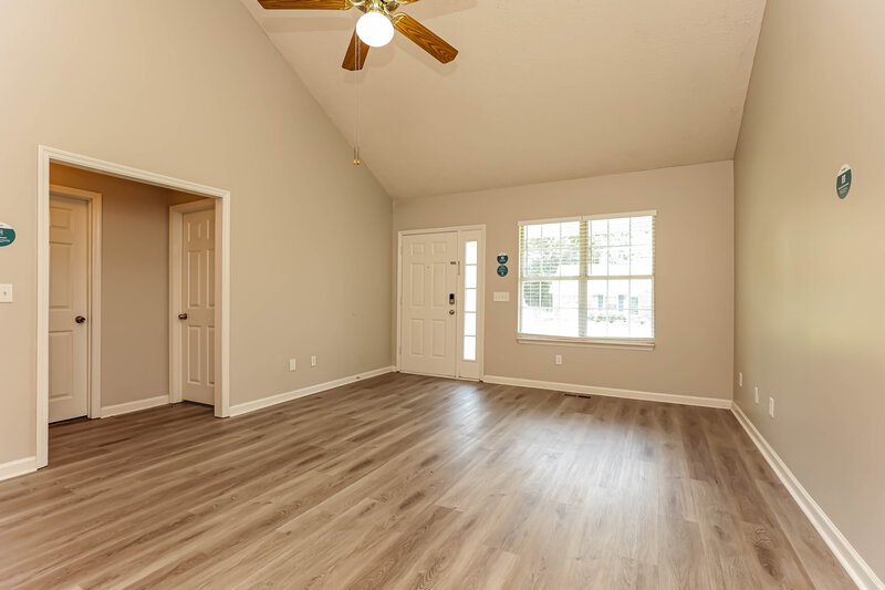 2,085/Mo, 1610 Cedar Tree Ln Mount Juliet, TN 37122 Living Room View