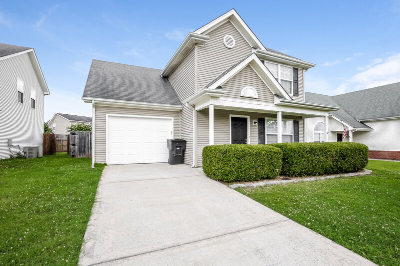 2,055/Mo, 1440 Westview Dr Murfreesboro, TN 37128 Front View