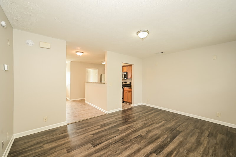 1,965/Mo, 1440 Westview Dr Murfreesboro, TN 37128 Living Room View
