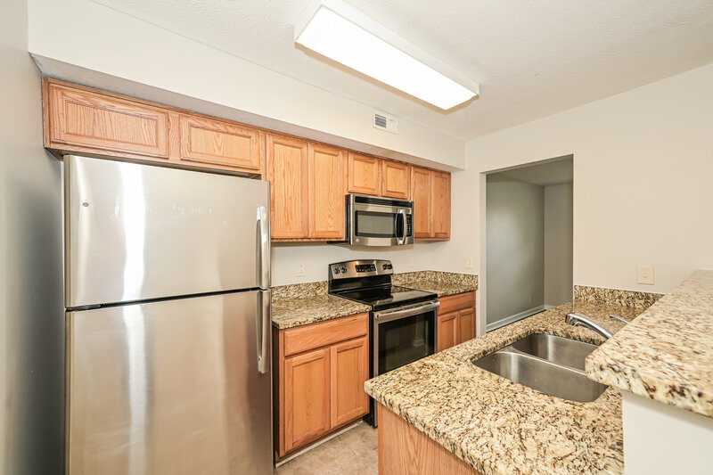 1,965/Mo, 1440 Westview Dr Murfreesboro, TN 37128 Kitchen View
