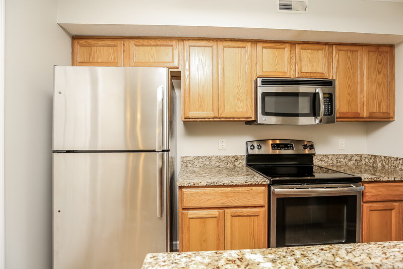 2,055/Mo, 1440 Westview Dr Murfreesboro, TN 37128 Kitchen View 3