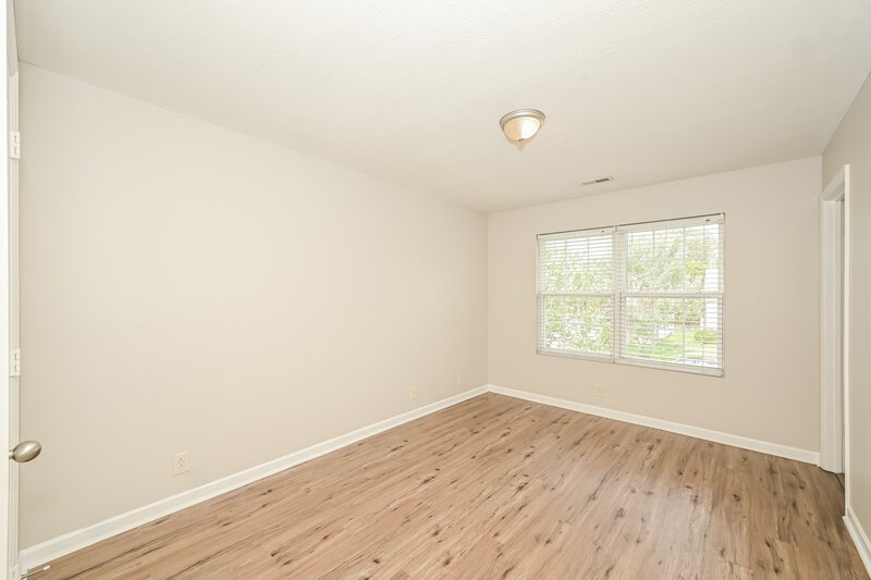 1,965/Mo, 1440 Westview Dr Murfreesboro, TN 37128 Main Bedroom View