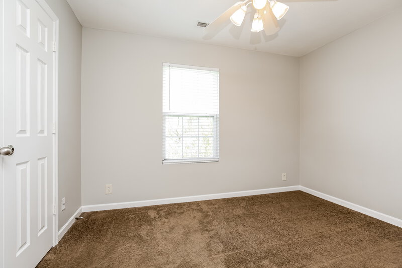 2,055/Mo, 1440 Westview Dr Murfreesboro, TN 37128 Bedroom View 3