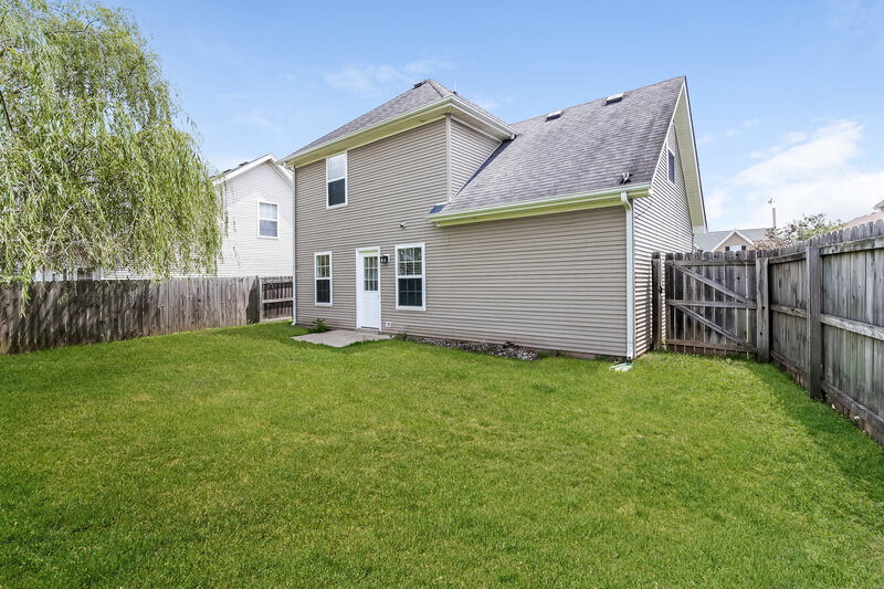 2,055/Mo, 1440 Westview Dr Murfreesboro, TN 37128 Rear View