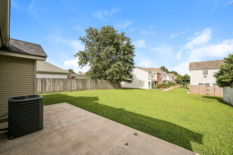 1,910/Mo, 2611 Hawk Eye Ct Murfreesboro, TN 37128 Rear View