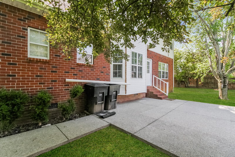 2,500/Mo, 398 Roxie Ct Murfreesboro, TN 37128 Rear View 2