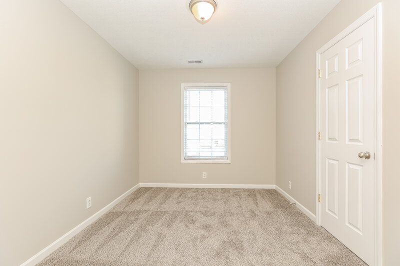 2,270/Mo, 1421 Westview Dr Murfreesboro, TN 37128 Bedroom View
