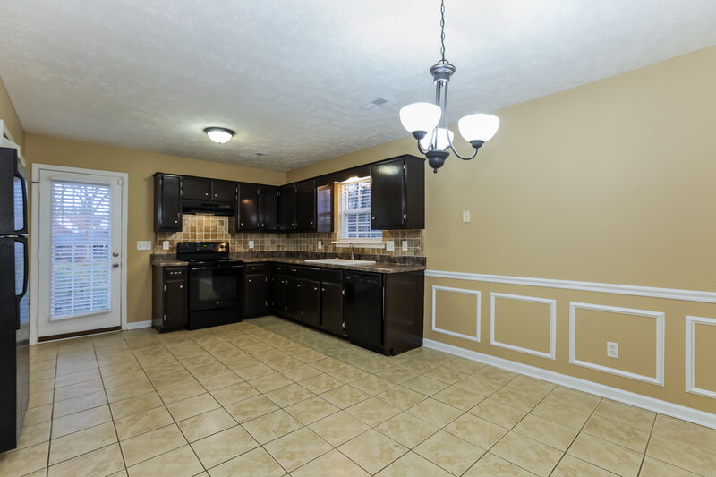 2,120/Mo, 4939 Camborne Circle Murfreesboro, TN 37129 Kitchen View 5