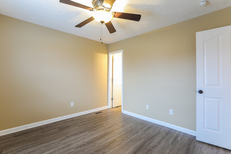 2,120/Mo, 4939 Camborne Circle Murfreesboro, TN 37129 Bedroom View 6