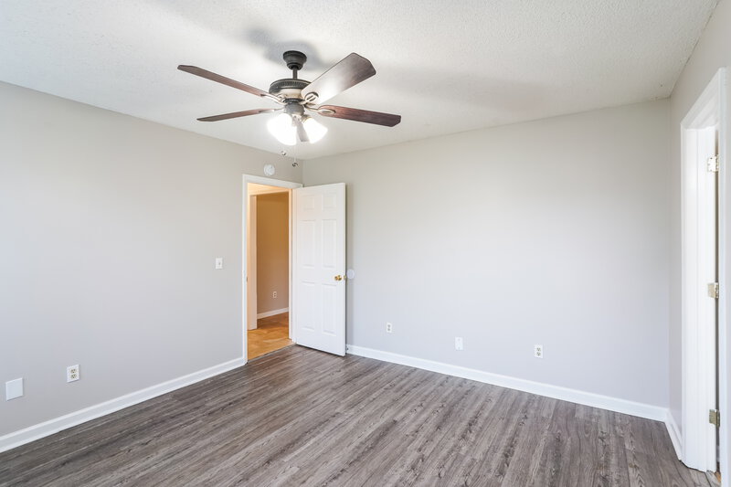 2,970/Mo, 206 Sierra Dr Murfreesboro, TN 37129 Main Bedroom View