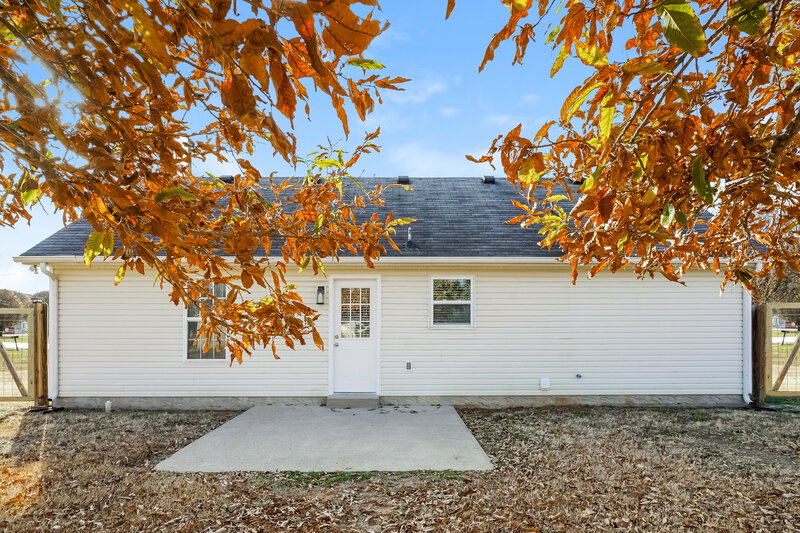 2,270/Mo, 114 Antler Dr Murfreesboro, TN 37130 Rear View