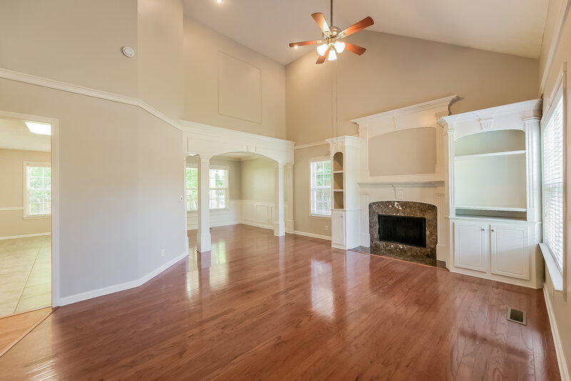 2,945/Mo, 2521 Kilkenny Ct Murfreesboro, TN 37130 Living Room View