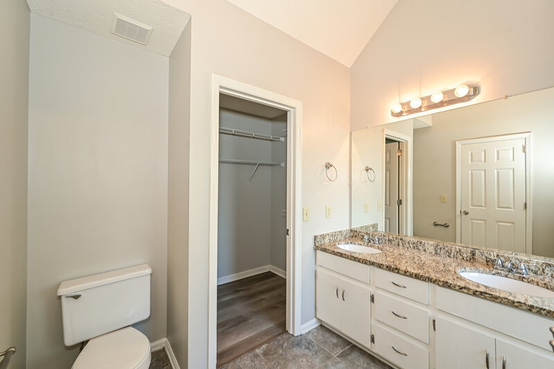 2,655/Mo, 1472 Aaronwood Dr Old Hickory, TN 37138 Main Bathroom View 2