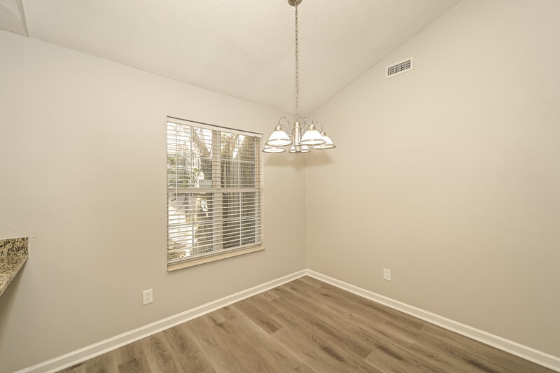 1,965/Mo, 211 Hunters Chase Dr Smyrna, TN 37167 Dining Room View