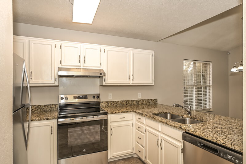 1,965/Mo, 211 Hunters Chase Dr Smyrna, TN 37167 Kitchen View 2