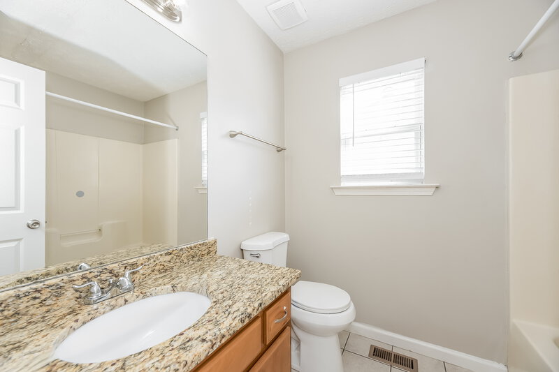 1,925/Mo, 420 Wildwood Dr Smyrna, TN 37167 Bathroom View