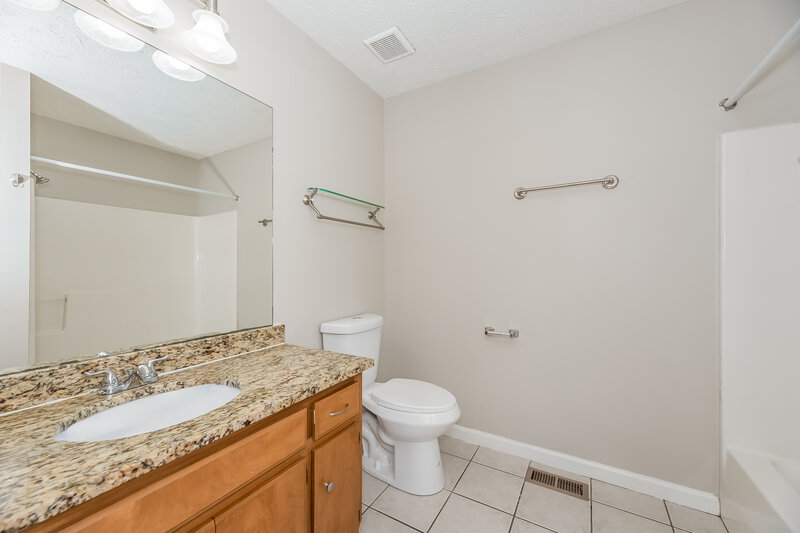 1,925/Mo, 420 Wildwood Dr Smyrna, TN 37167 Bathroom View 2