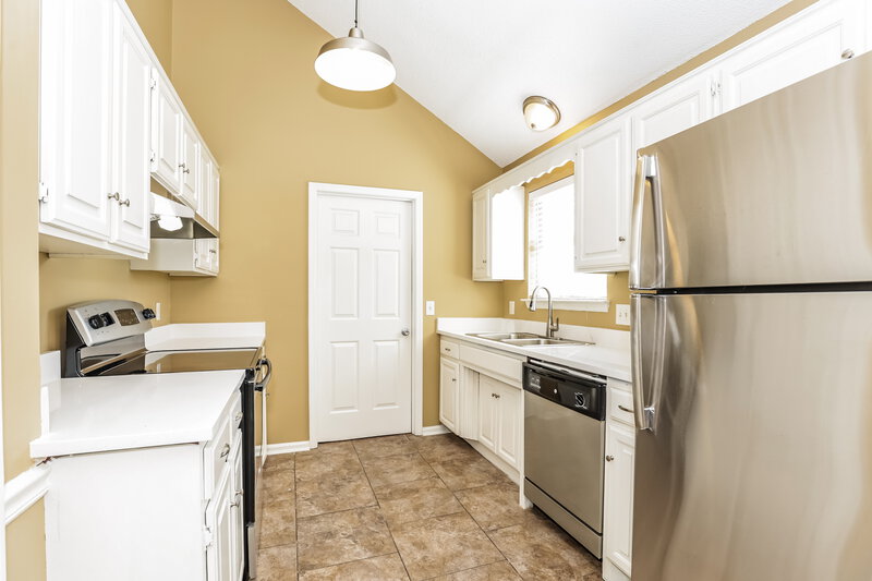 2,760/Mo, 1011 Norwood Ct Smyrna, TN 37167 Kitchen View