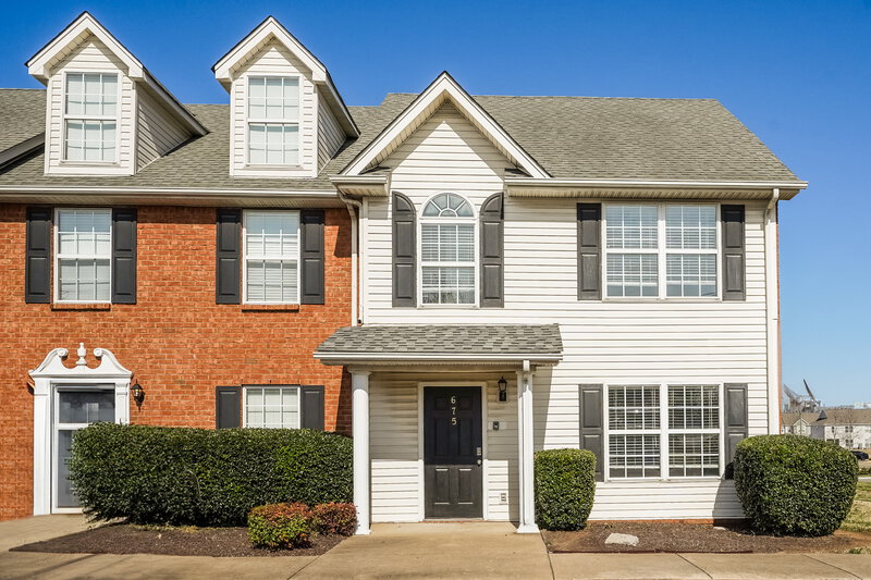 0/Mo, 675 Legacy Dr Smyrna, TN 37167 External View