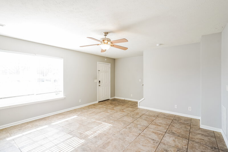 0/Mo, 675 Legacy Dr Smyrna, TN 37167 Living Room View