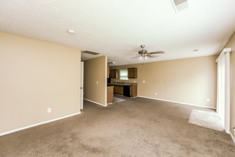 2,290/Mo, 3000 Ewingdale Dr Nashville, TN 37207 Living Room View 2