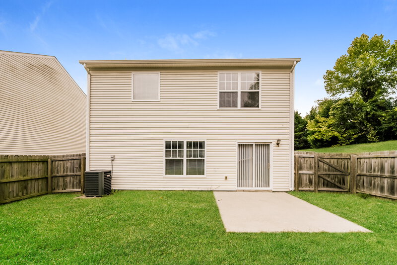 2,290/Mo, 3000 Ewingdale Dr Nashville, TN 37207 Rear View