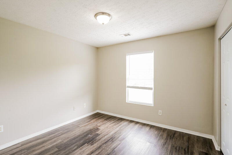 2,650/Mo, 2893 Creekbend Dr Nashville, TN 37207 Bedroom View