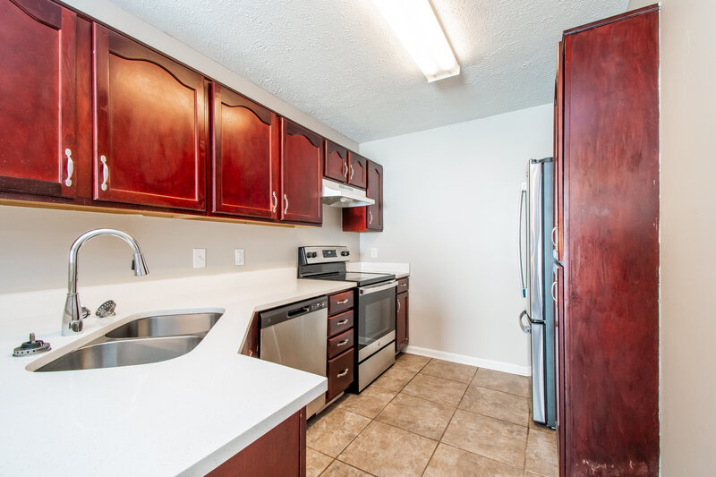 1,910/Mo, 2633 River Meade Way Nashville, TN 37214 Kitchen View