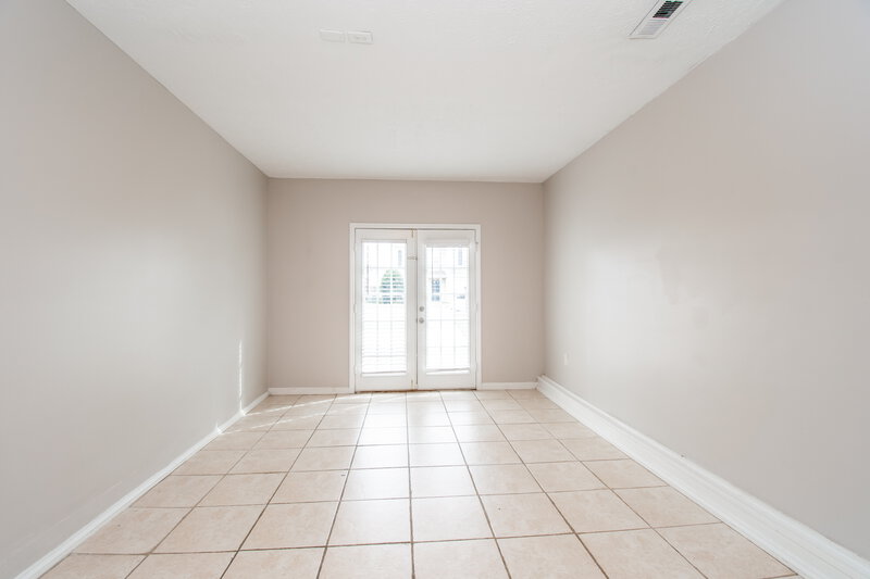 1,910/Mo, 2633 River Meade Way Nashville, TN 37214 Family Room View 2