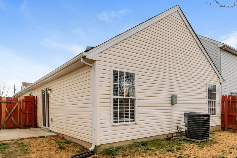 1,910/Mo, 2633 River Meade Way Nashville, TN 37214 Rear View