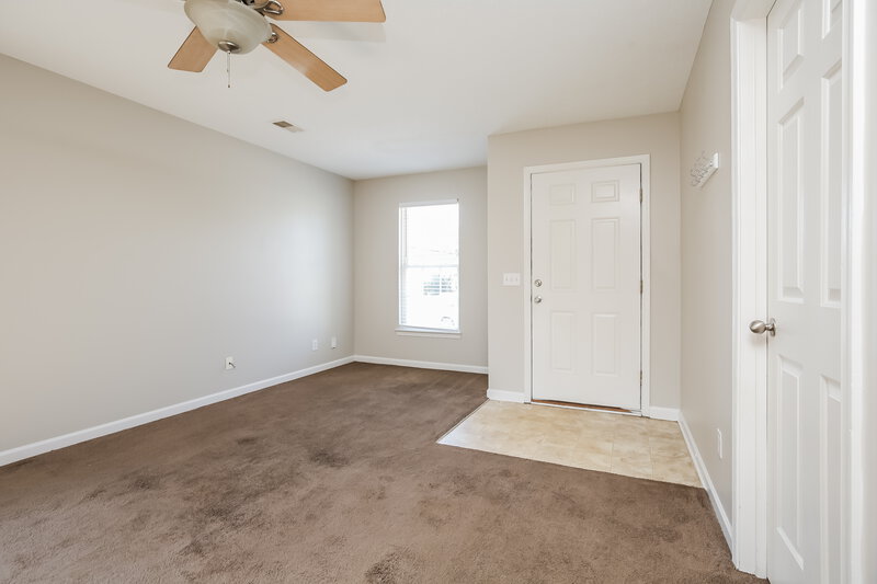 2,285/Mo, 2538 Sonar St Nashville, TN 37214 Living Room View 3