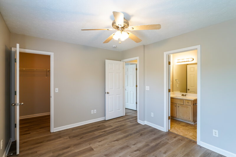 2,140/Mo, 2538 Sonar St Nashville, TN 37214 Main Bedroom View 3