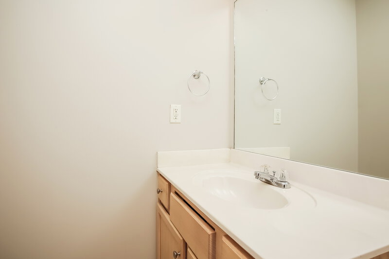 2,285/Mo, 2538 Sonar St Nashville, TN 37214 Bathroom View 2