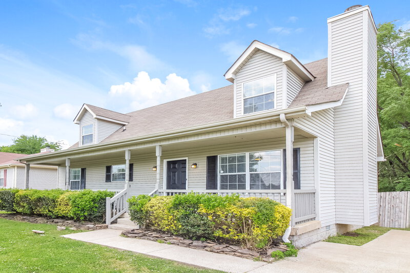 3,120/Mo, 1904 Treeview Dr Antioch, TN 37013 Front View 2