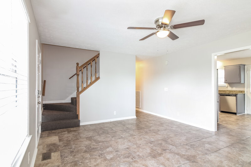 3,120/Mo, 1904 Treeview Dr Antioch, TN 37013 Living Room View