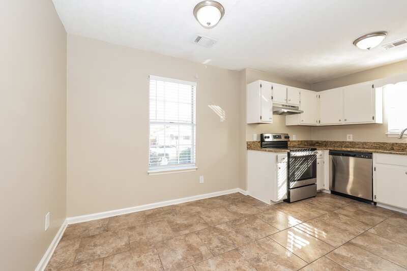 1,675/Mo, 4104 Pepperwood Dr Antioch, TN 37013 Dining Room View